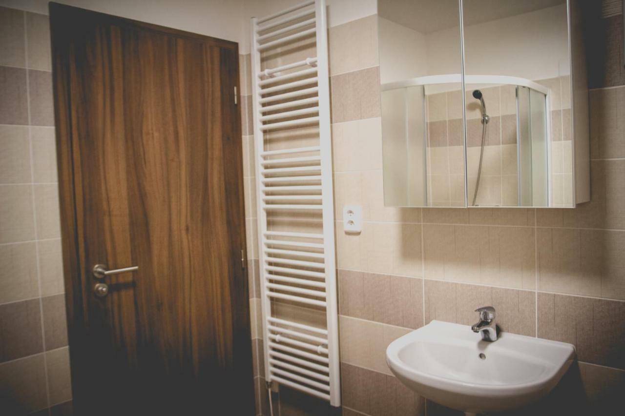 Apartman Rezidence 米库洛夫 外观 照片
